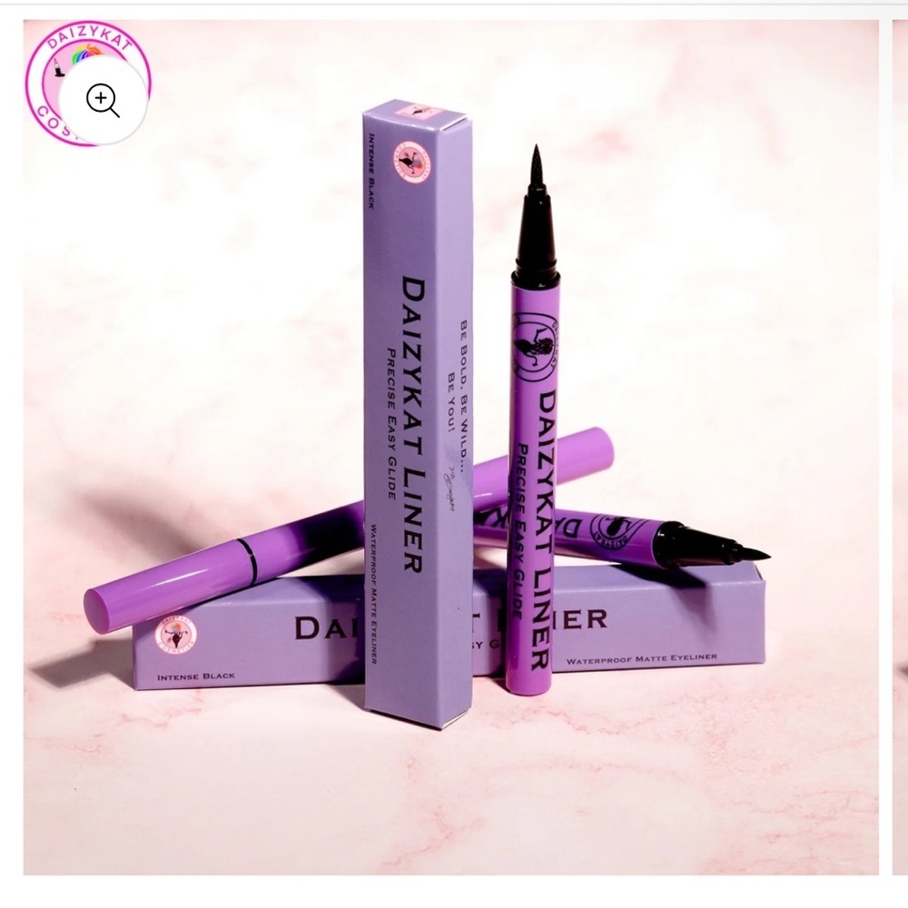Daizykat Waterproof Matte Eyeliner – Intense Black (Purple Packaging)